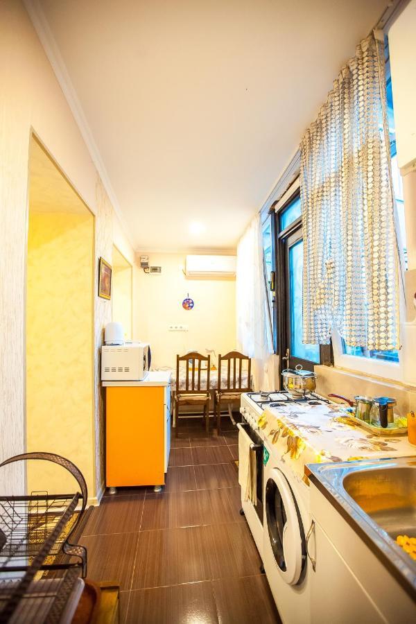 טביליסי Guest House Happy Holidays מראה חיצוני תמונה